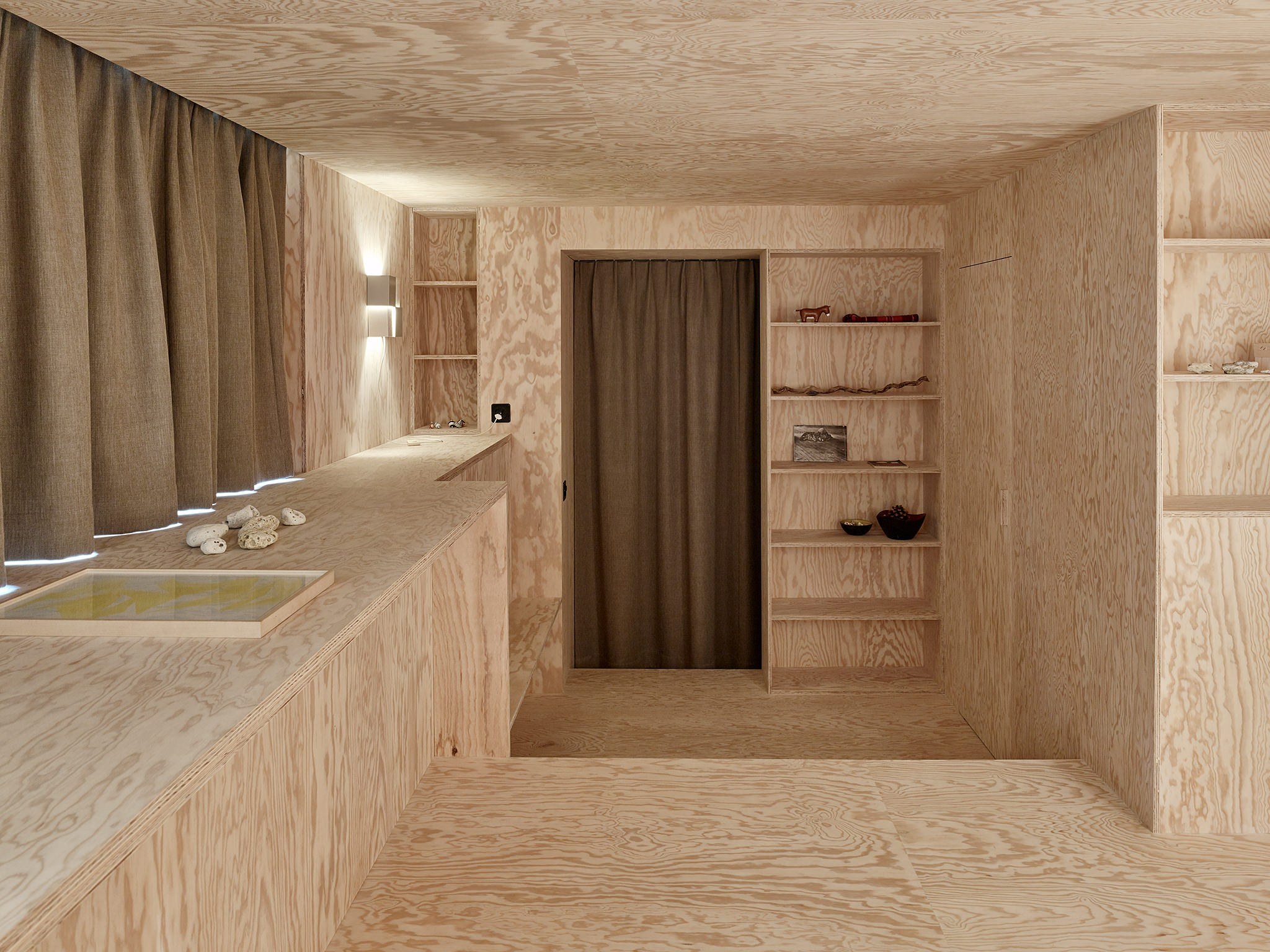 E18678 Alpa 0053 SCREEN